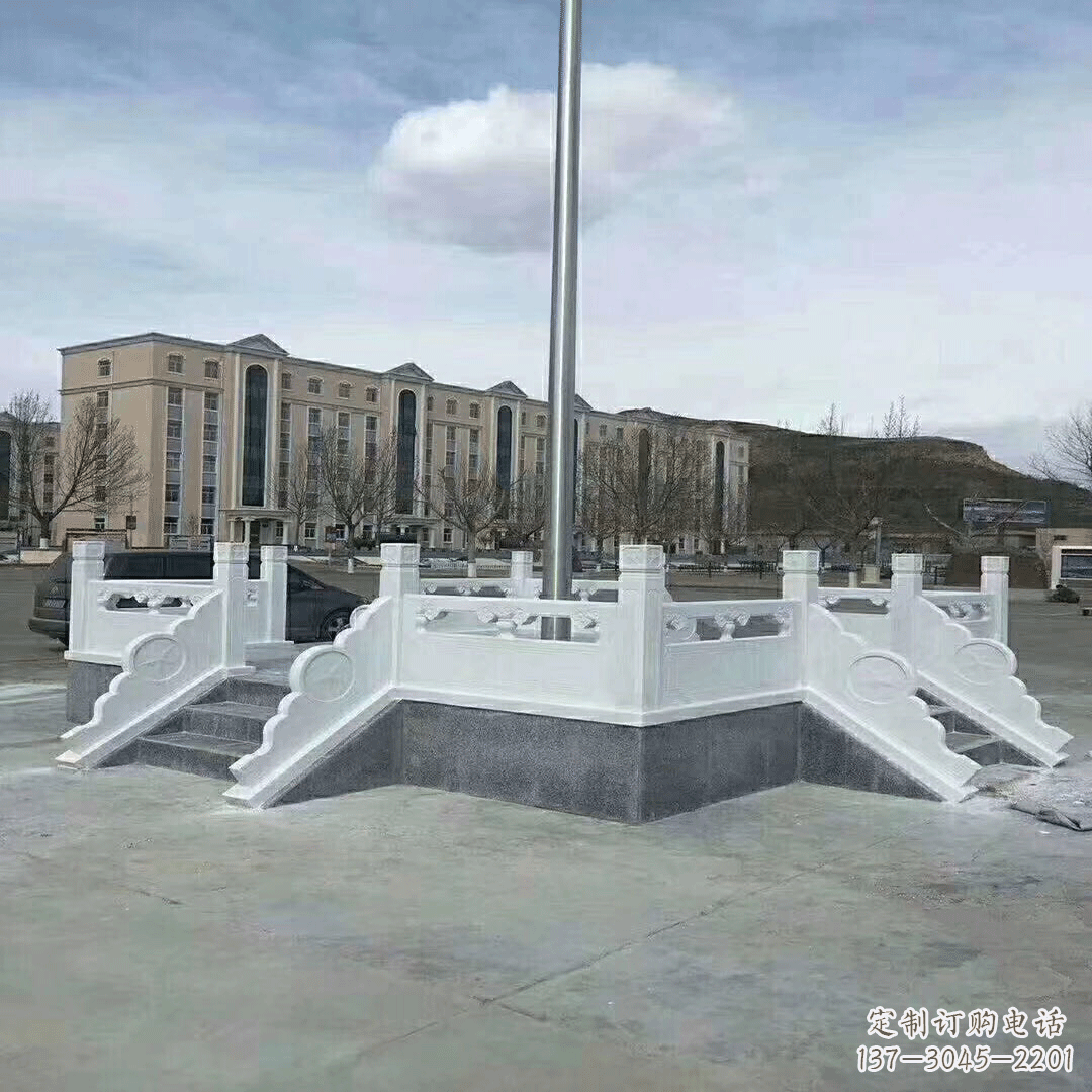福建广场石雕升旗台