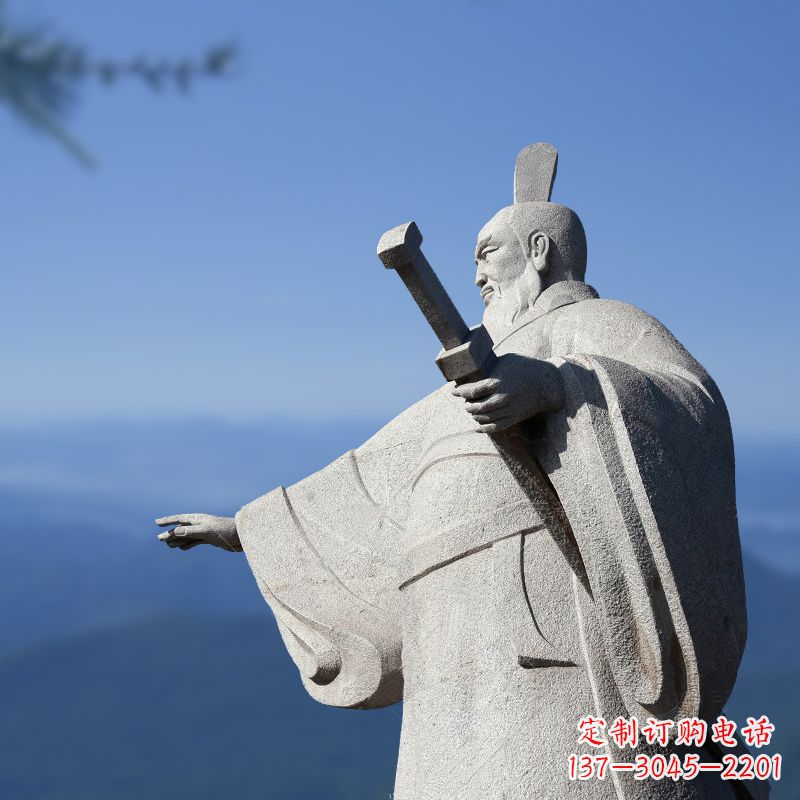 福建秦始皇石雕像展现绝代霸气