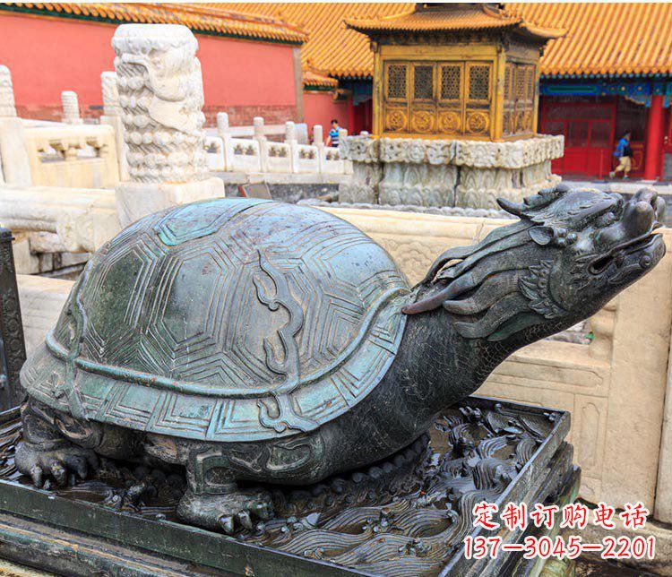 福建龙风纹铜饰