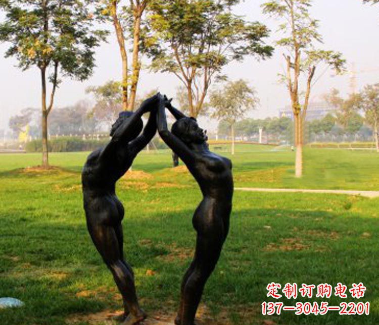 福建情侣之恋——让爱永不褪色的铜雕