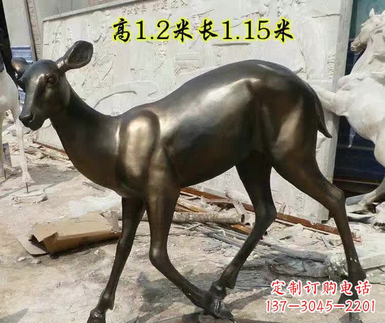 福建奔跑的小鹿铜雕 (2)