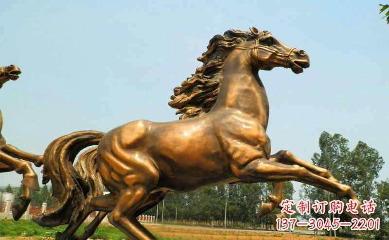 福建奔腾的马公园玻璃钢仿铜动物雕塑