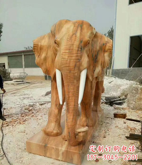 福建鼻卷如意晚霞红招财大象石雕