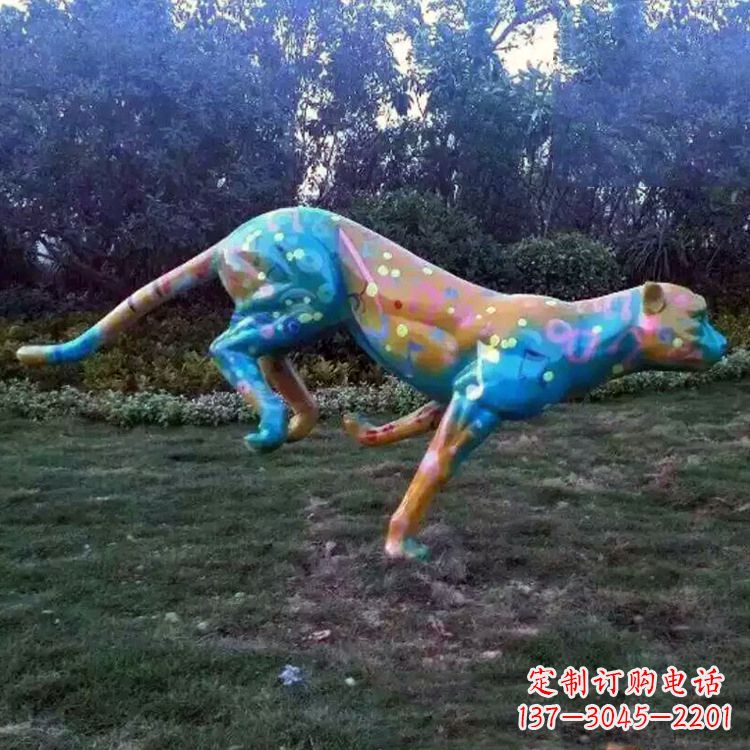 福建玻璃钢彩绘豹子雕塑艺术精美动物摆件
