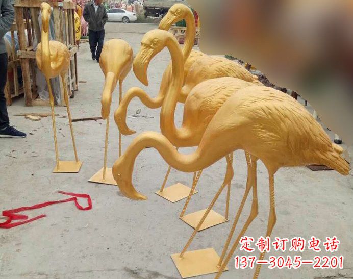 福建玻璃钢仿铜火烈鸟雕塑