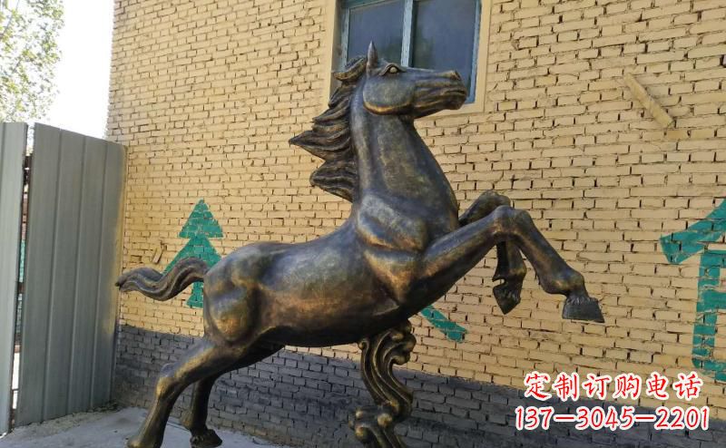 福建玻璃钢仿铜马到成功雕塑马