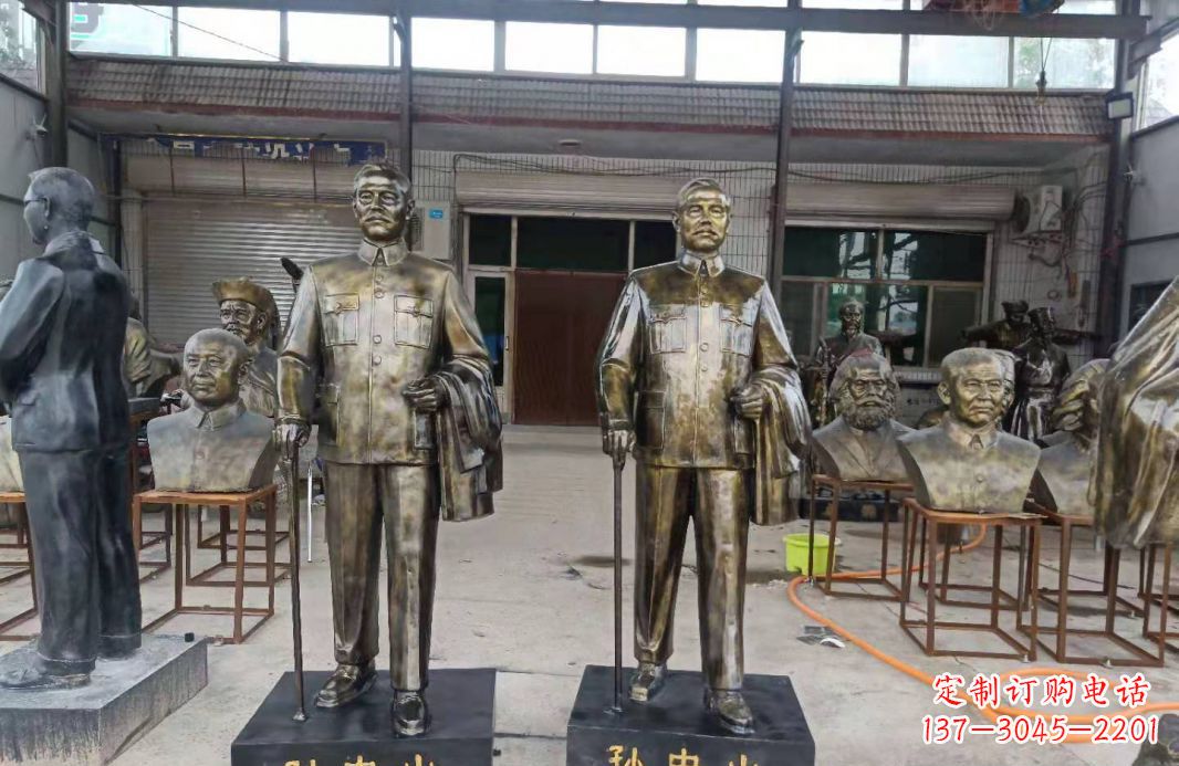 福建玻璃钢仿铜的孙中山雕塑——缅怀伟人,传承精神