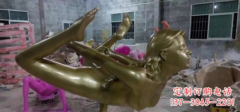 福建玻璃钢仿铜雕刻的女人雕塑