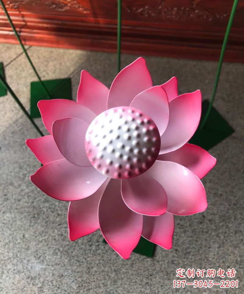 福建玻璃钢荷花雕塑