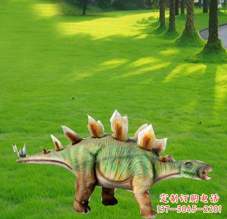 福建仿真恐龙雕塑玻璃钢棘背龙