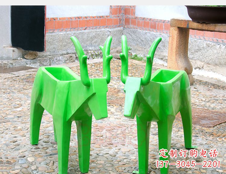福建玻璃钢几何鹿花盆公园动物雕塑