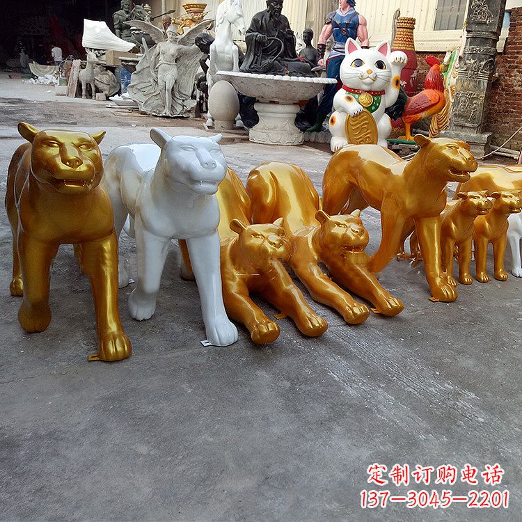 福建玻璃钢金钱豹雕塑-商场美陈动物雕塑摆件可改色改图案