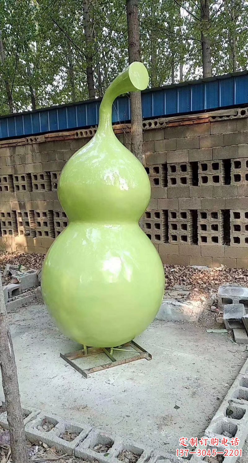 福建玻璃钢葫芦雕塑艺术性与实用性的完美结合