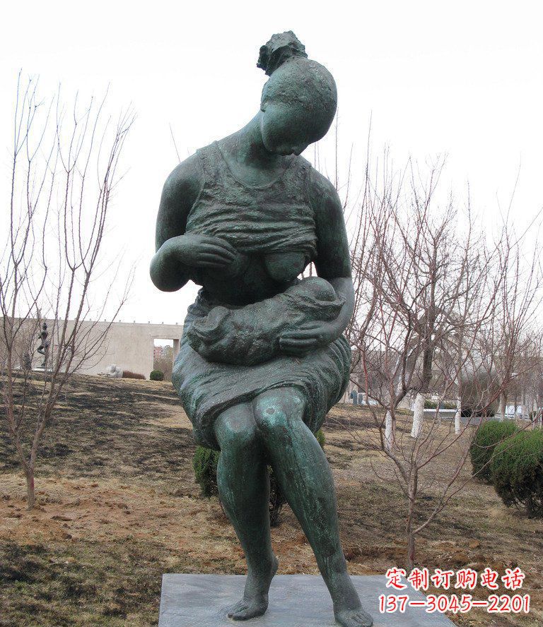 福建哺乳的女人公园人物铜雕