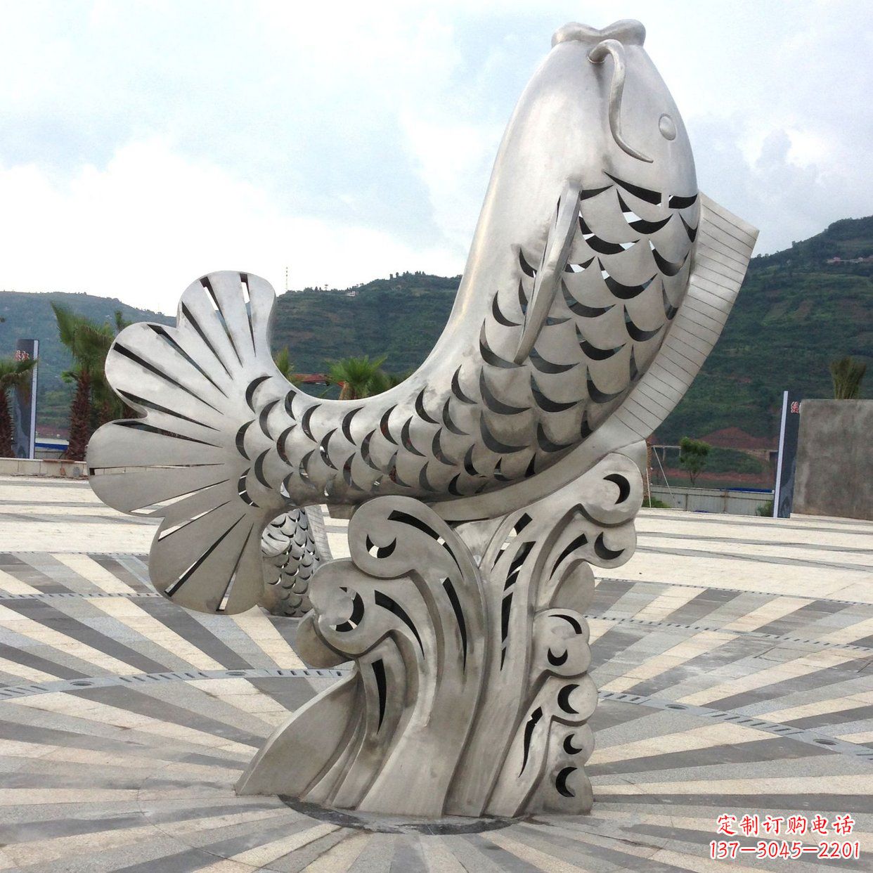 福建不锈钢“鱼”园林水景喷泉动物景观雕塑