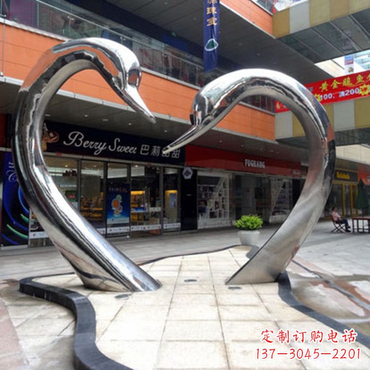 福建不锈钢爱心天鹅情侣雕塑——抽象动物景观的精美礼赞