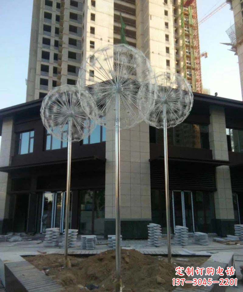 福建不锈钢蒲公英雕塑点缀景观的精美装饰