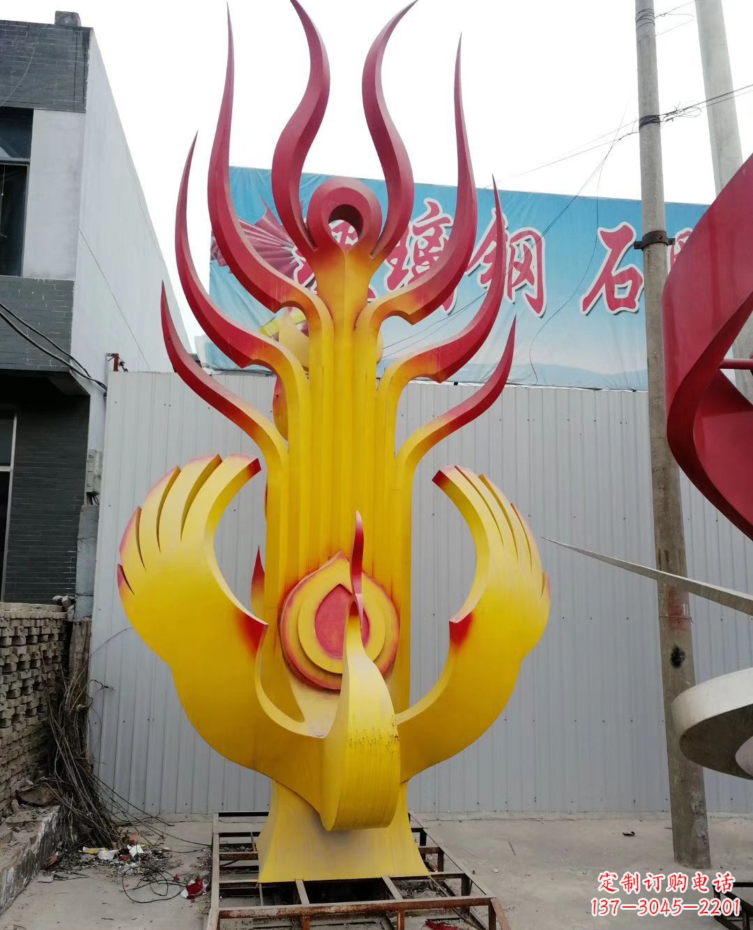 福建不锈钢彩色凤凰雕塑美丽的象征