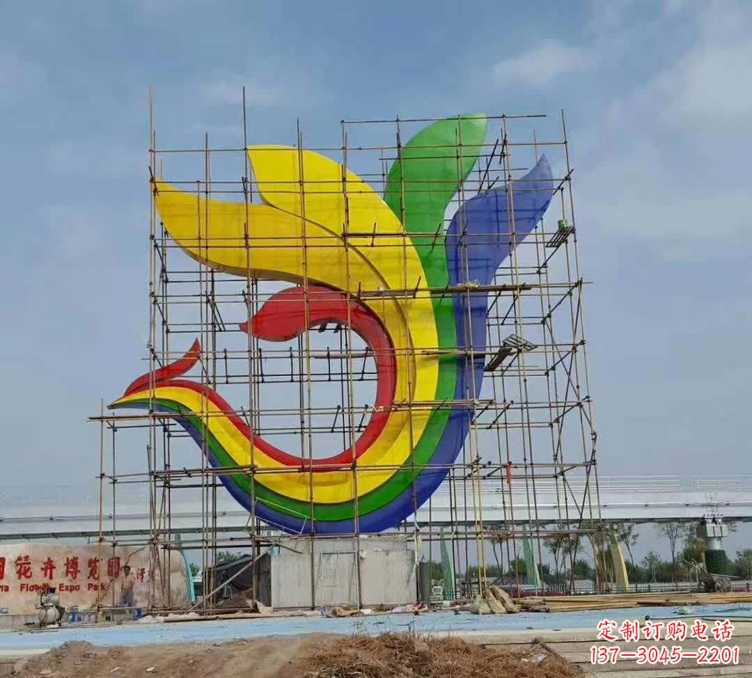 福建不锈钢彩色凤凰雕塑传承文化,融合美感