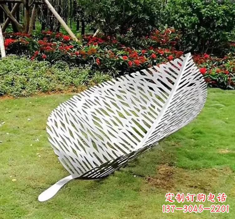 福建不锈钢树叶雕塑艺术与美的结合