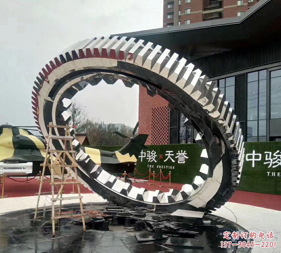 福建不锈钢齿轮雕塑以科技艺术的形式演绎动力