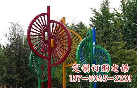 福建不锈钢风车雕塑——动态美的艺术结晶