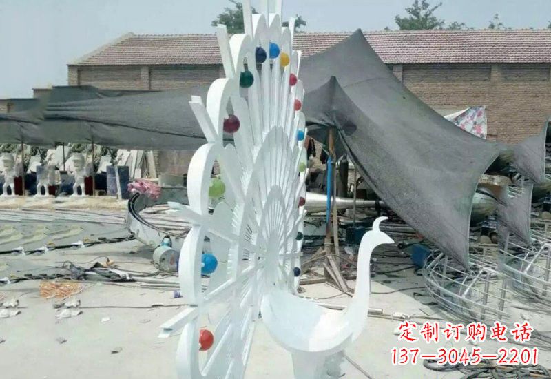 福建不锈钢抽象孔雀雕塑 (3)