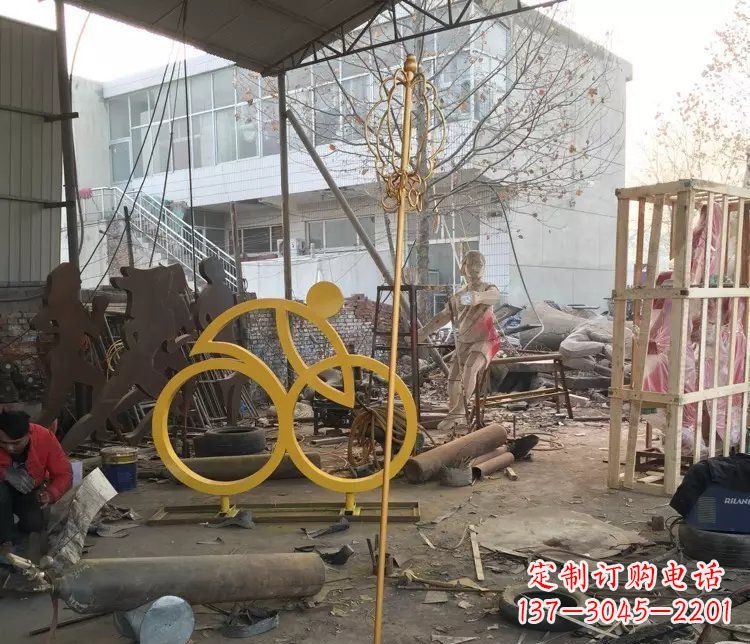 福建不锈钢抽象人物骑自行车雕塑 (2)