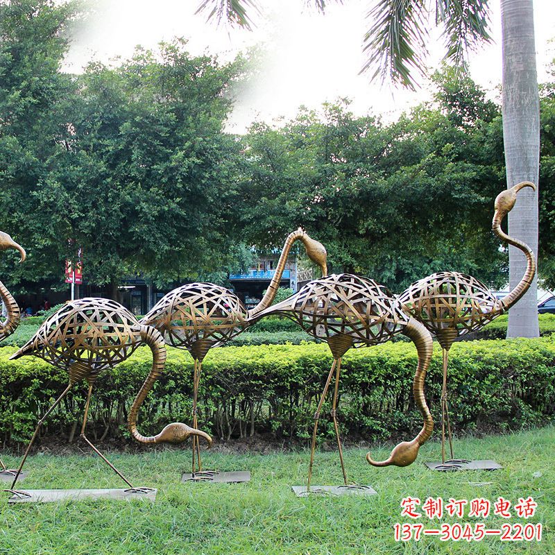 福建不锈钢仙鹤雕塑摆件美丽的园林装饰
