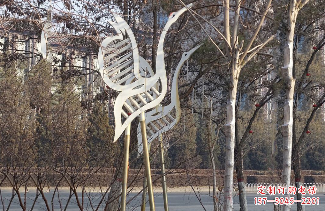 福建不锈钢抽象仙鹤雕塑 (2)