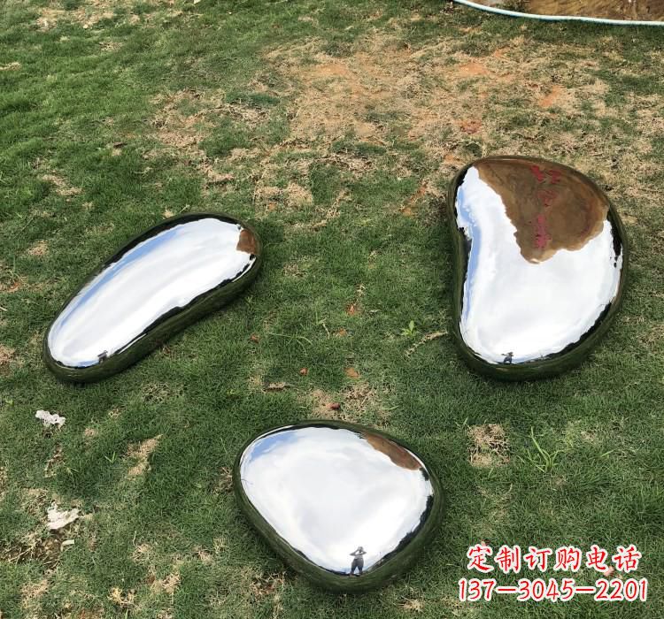 福建不锈钢鹅卵石雕塑精致与经典的完美结合