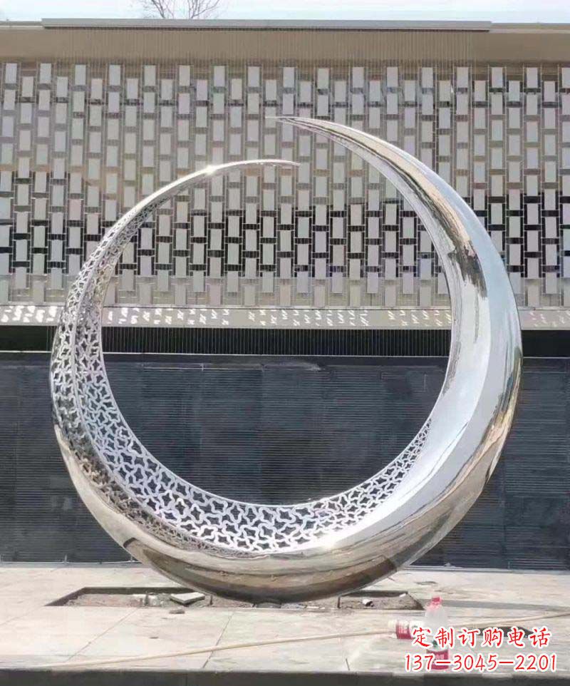 福建不锈钢月亮雕塑给美丽的夜晚添彩