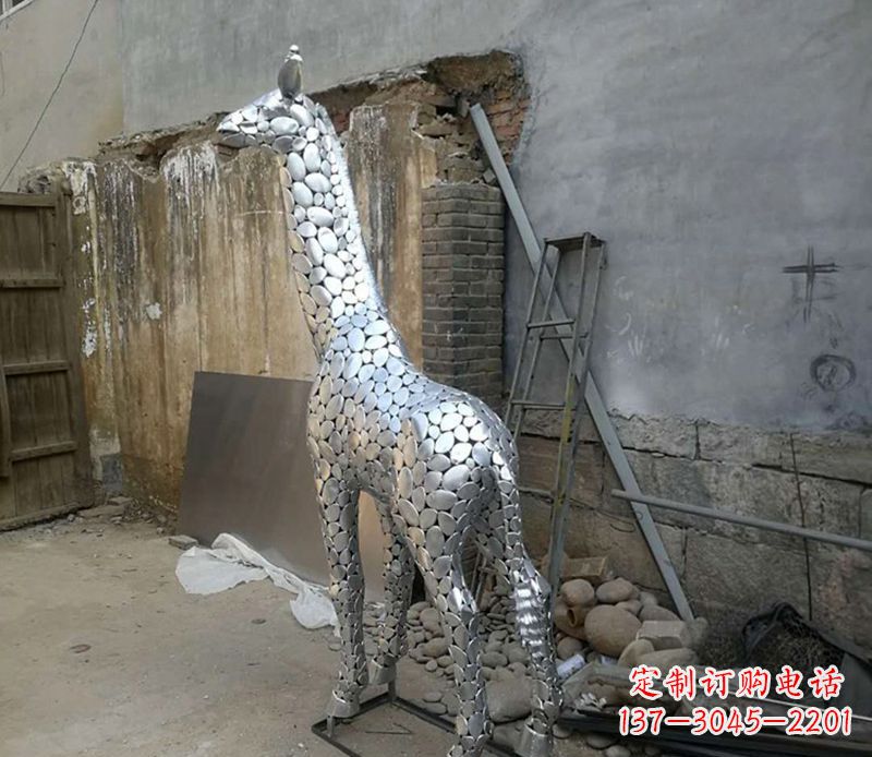 福建精美不锈钢长颈鹿雕塑