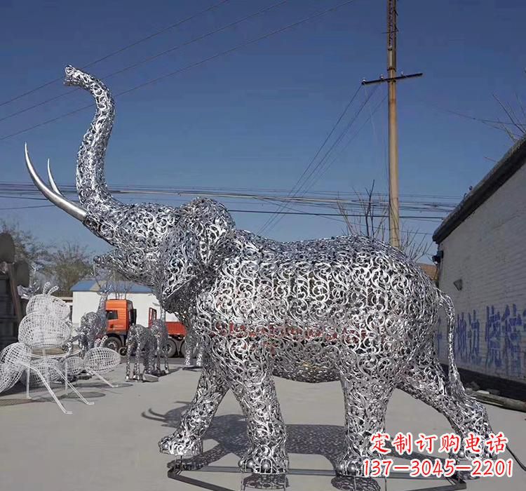 福建不锈钢大象雕塑象征力量与美丽