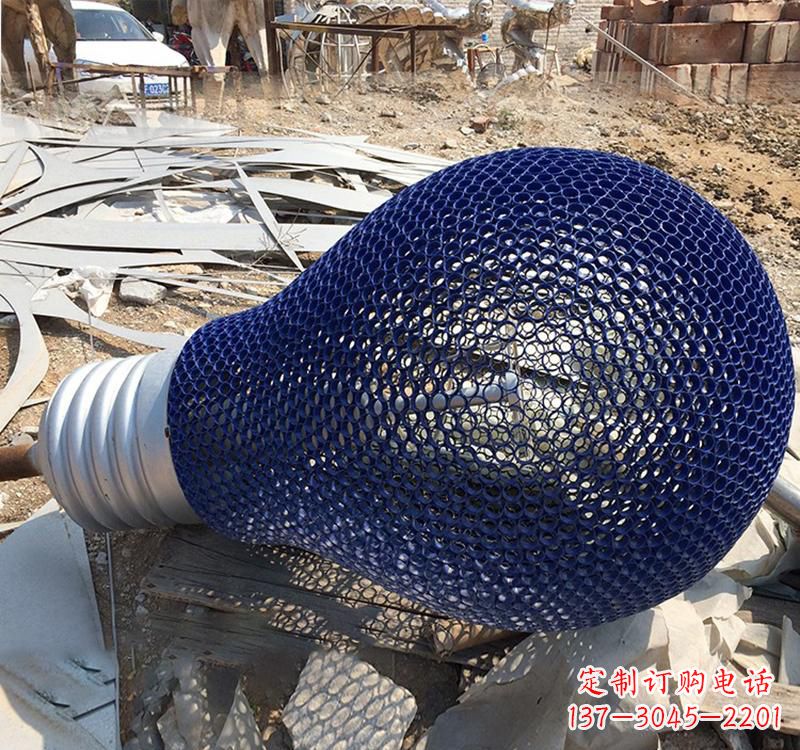 福建不锈钢灯泡雕塑22