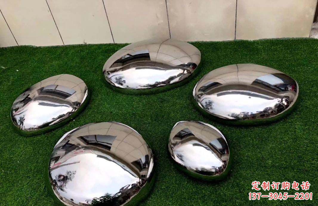 福建不锈钢鹅卵石雕塑艺术品的精致之美