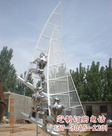 福建海上航行不锈钢帆船雕塑