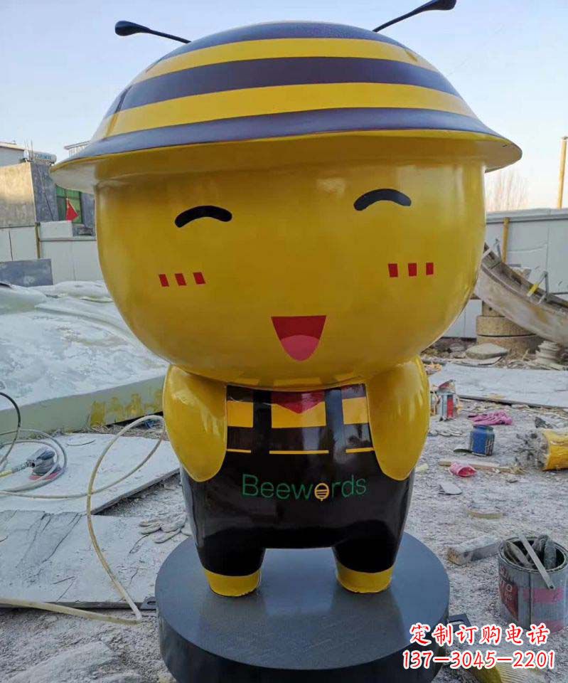 福建不锈钢仿真卡通蜜蜂雕塑