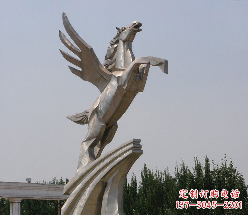 福建不锈钢飞马精美雕塑点缀公园
