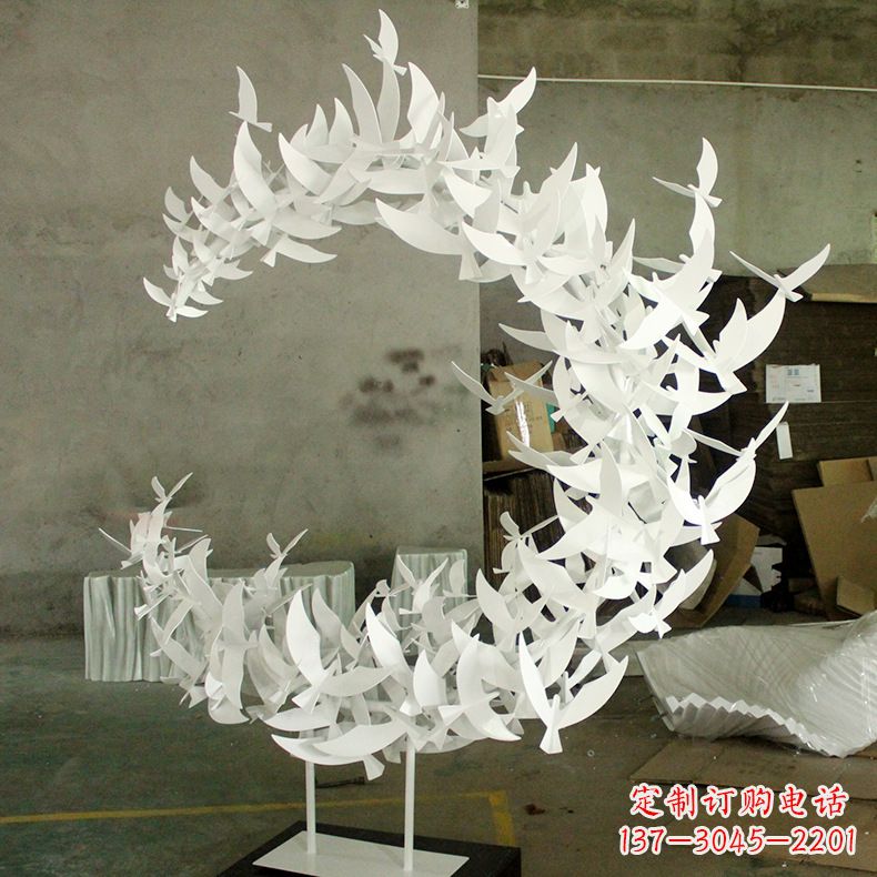 福建不锈钢鸽子翱翔的象征