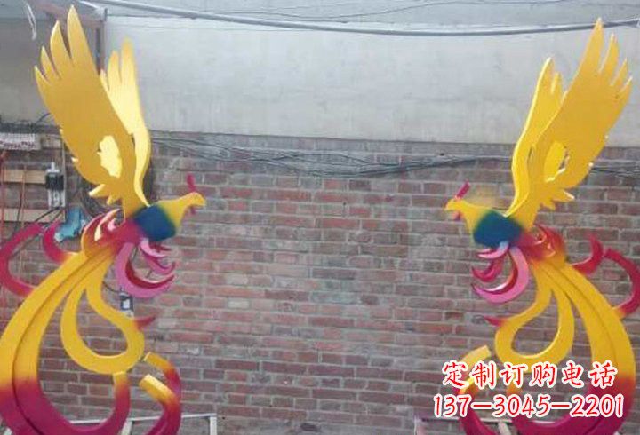 福建不锈钢公园彩色凤凰雕塑——艺术与自然的融合