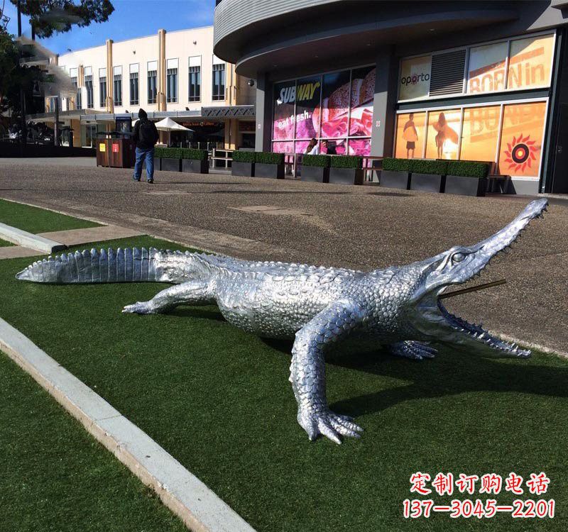 福建不锈钢公园动物鳄鱼雕塑