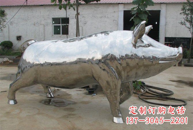 福建不锈钢公园动物猪雕塑精美雕塑展现完美美学