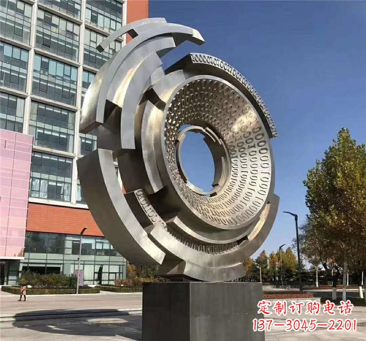 福建不锈钢齿轮雕塑流动的美丽