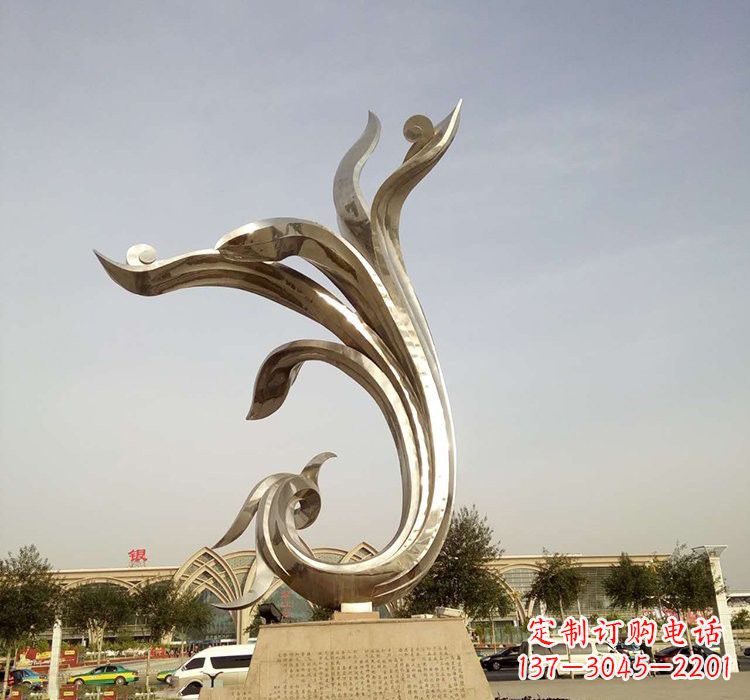 福建凤凰雕塑,让不锈钢广场更加精彩