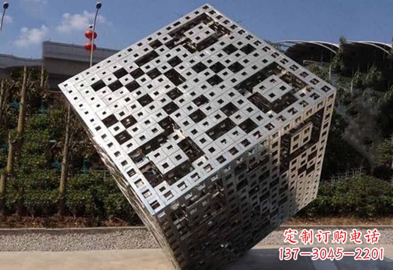 福建不锈钢广场抽象魔方雕塑
