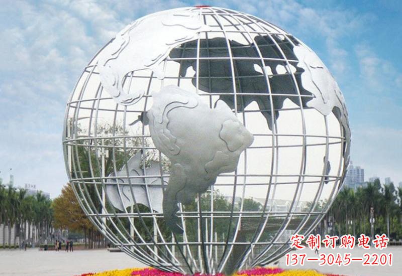 福建不锈钢地球雕塑象征着和平与友谊