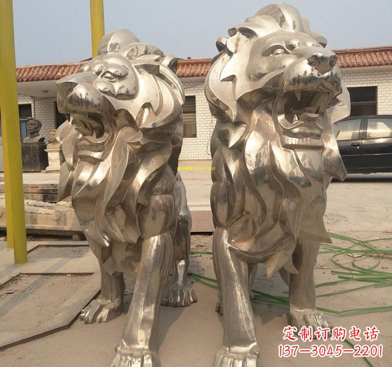 福建不锈钢狮子雕塑象征力量与勇气