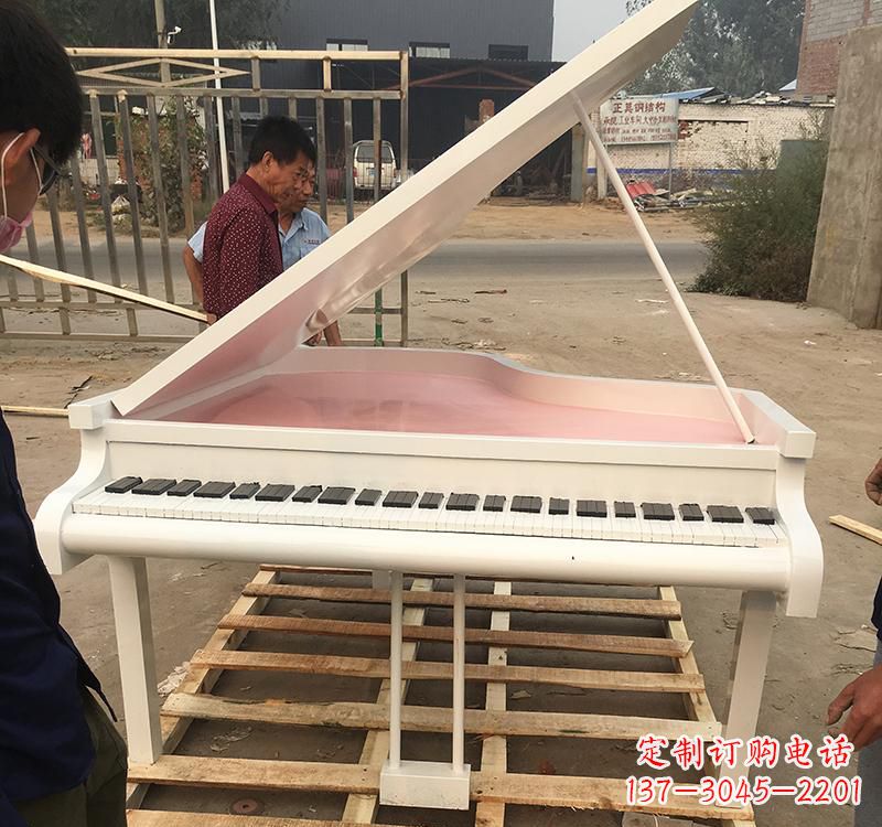 福建不锈钢广场乐器钢琴雕塑