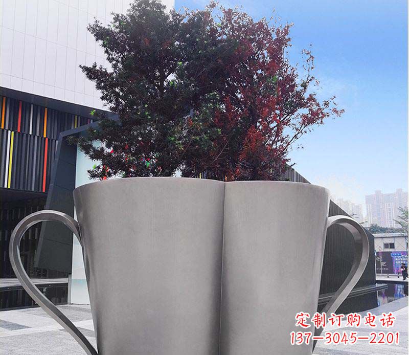 福建不锈钢广场水杯花盆雕塑